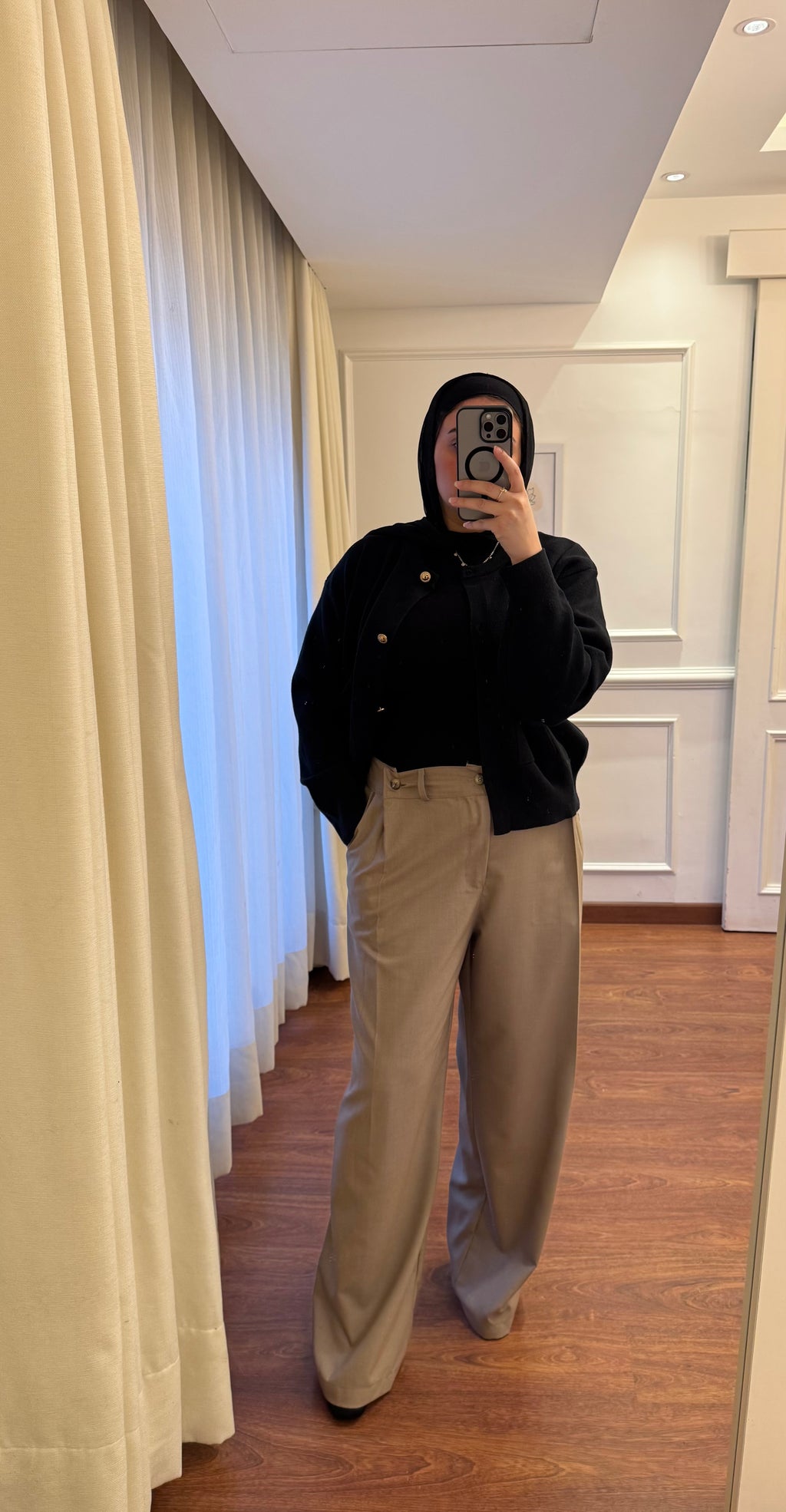 Loose-Darted Pants - Camel